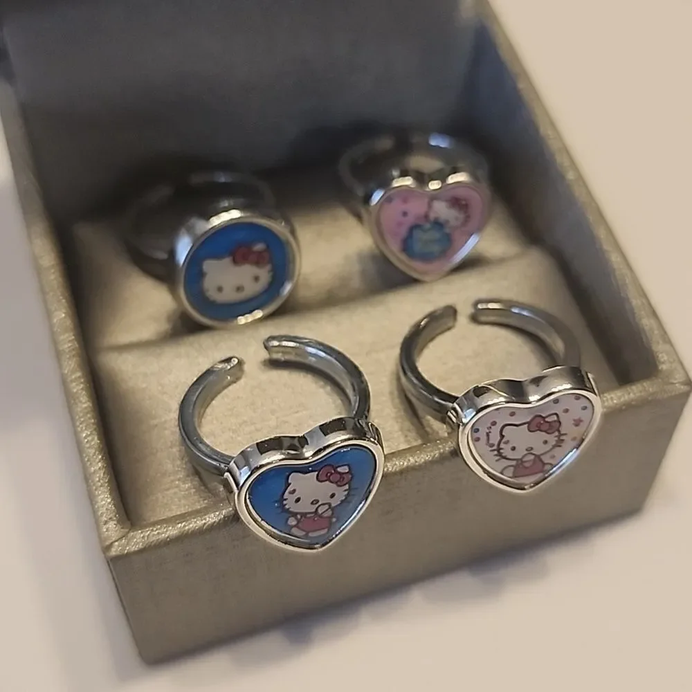 Hello Kitty Plastic Rings Size 4.75 Silver